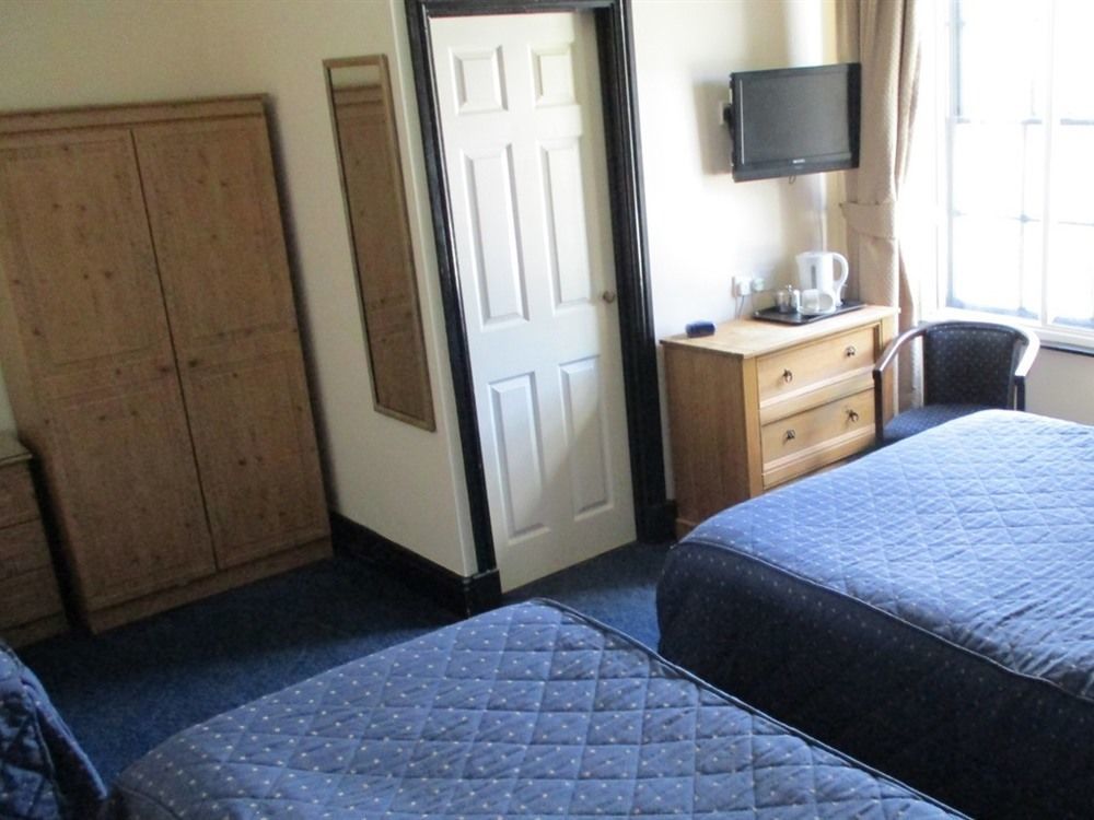 The County Hotel Haverfordwest Eksteriør billede