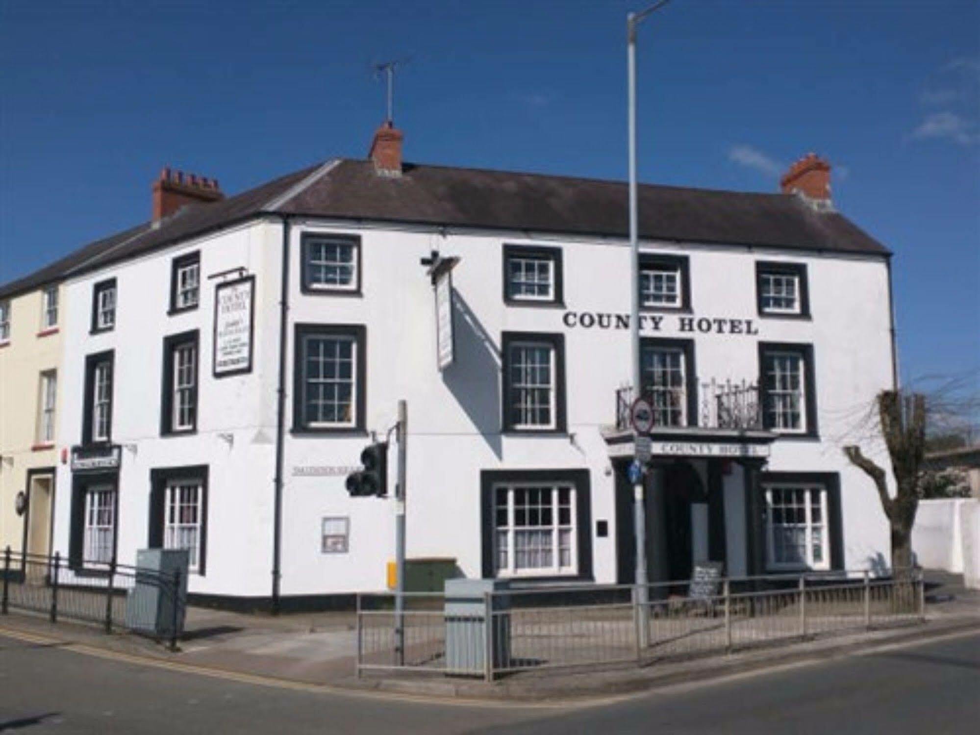 The County Hotel Haverfordwest Eksteriør billede